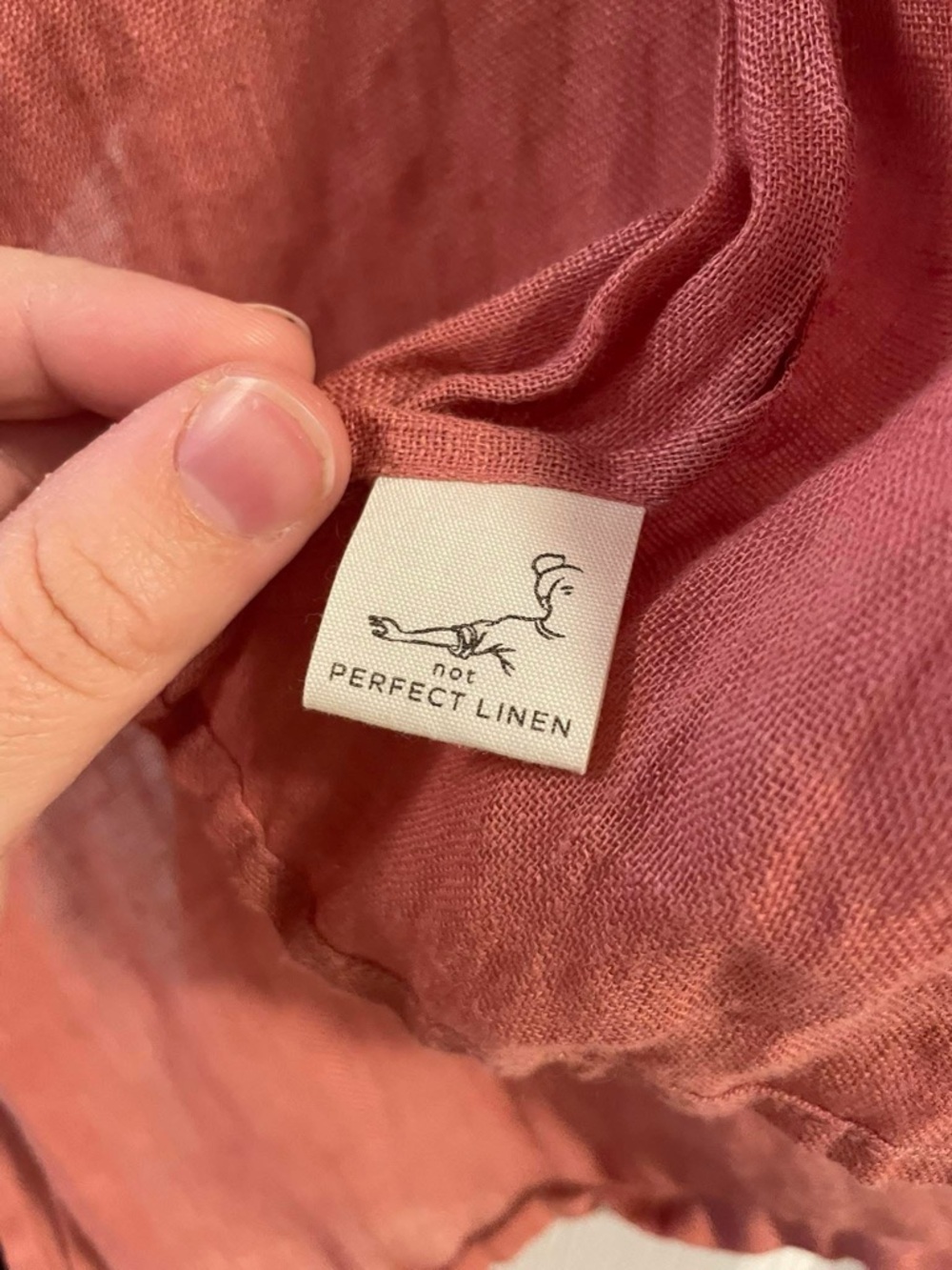 notPERFECTLINEN Women’s Rose Linen Scarf